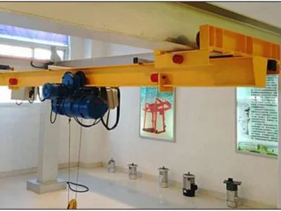 UNDERSLUNG EOT CRANE